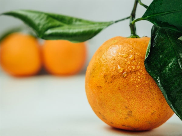 Kolor pomarańczowy w marketingu